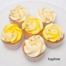 Yellow Buttercream Cupcakes - 06 Pieces
