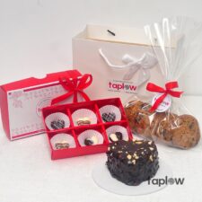 Cookies & Cake Gift Set