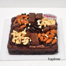 Cashew Nut Chocolate Brownie Cake - 1.3 Kg