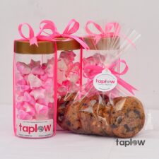 Chocolate Chip Cookies & Kisses Gift Set