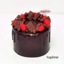 Chocolate Strawberry Cake - 1.5 Kg