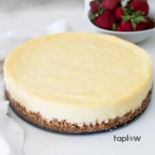 Cookies and Cream Cheesecake