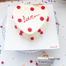 White Heart Romance Cake