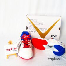 White sports shoes with multicolored sole and branded box (pair) product image.