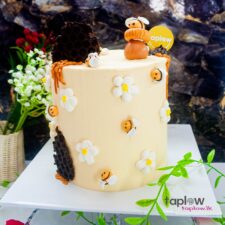 Honey Bees Cake