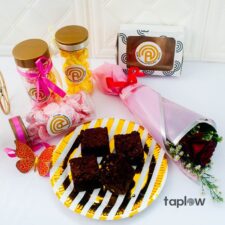 Kisses & Floral Elegance Gift Set