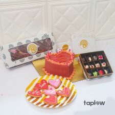 Mom’s Heartfelt Delight Gift Set