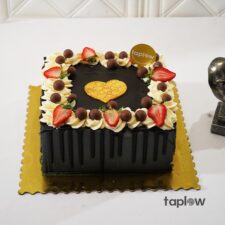 Square Slice of Heaven Cake - 1 Kg