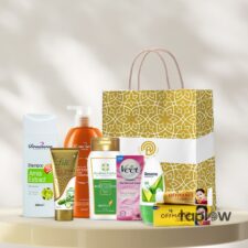 Natural Glow Essentials Hamper