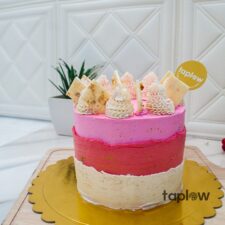Blushing Delight Cake - 1 Kg