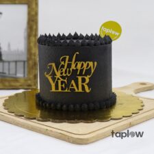 Midnight Gold New Year Cake – 1 kg